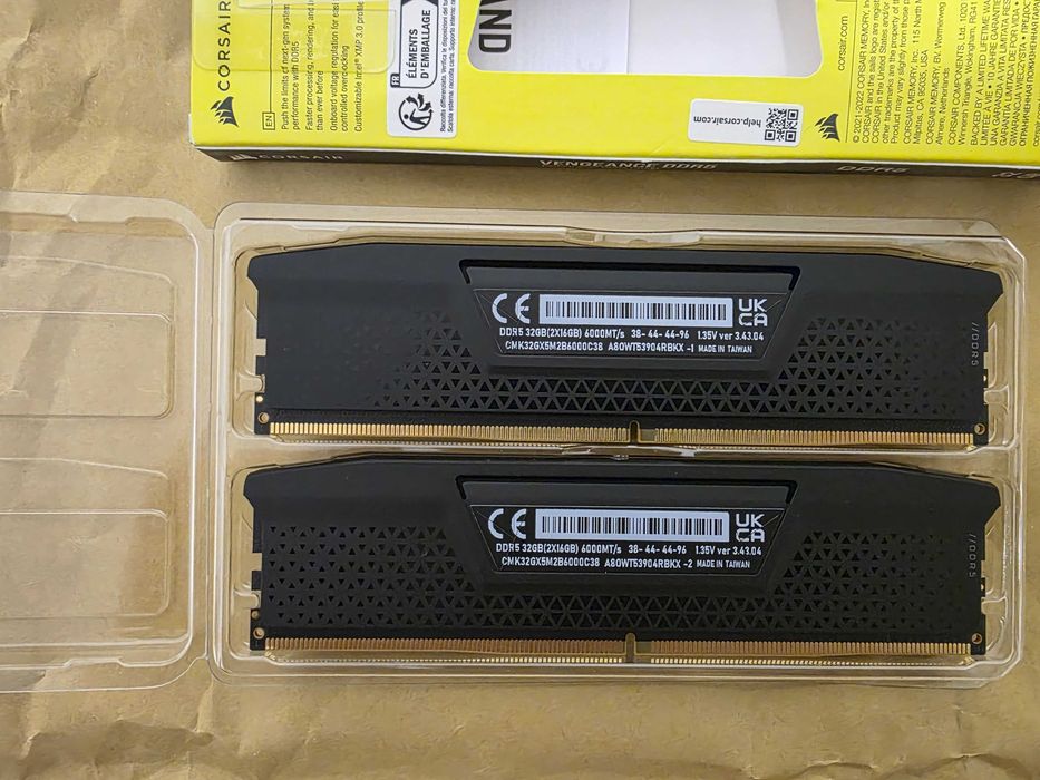 Memorie Corsair si Kingston 32GB/64GB, DDR5 5600MHz/6000MHz