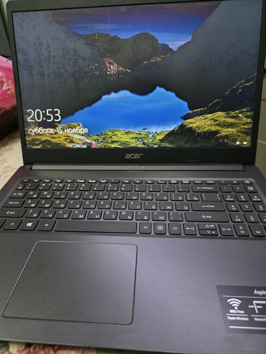 Notebook Acer sotiladi