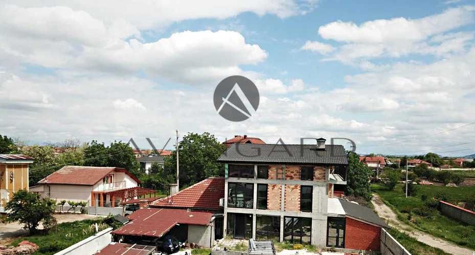 Продава се Къща в с. Костиево, Област Пловдив - 450 кв.м за 563 €/кв.м - Снимка #15