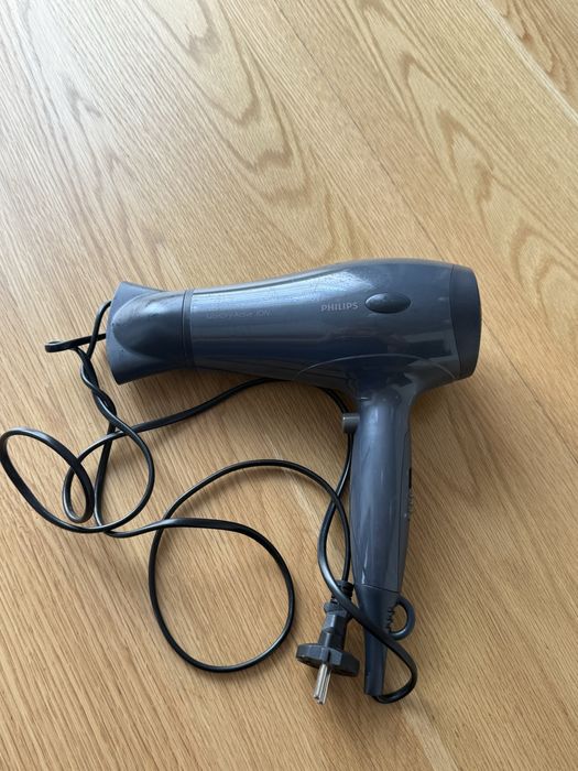 Сешоар Philips Salondry active ION