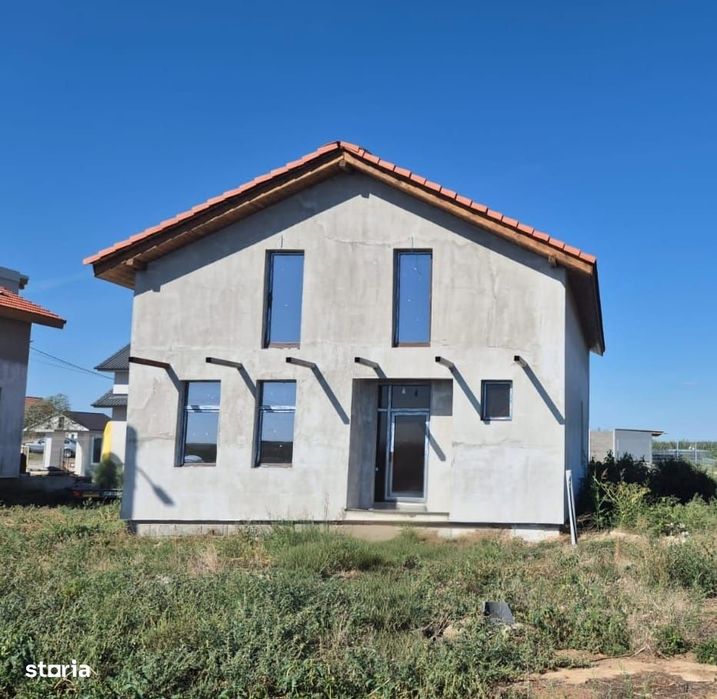 Casa la gri in Fantanele