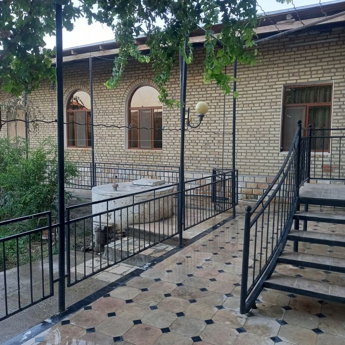 ховлининг ярми сотилади