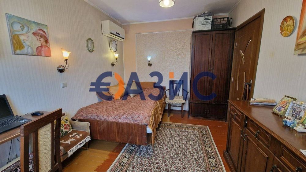 Продава се Къща в Средец - 174 кв.м за 411 €/кв.м - Снимка #14