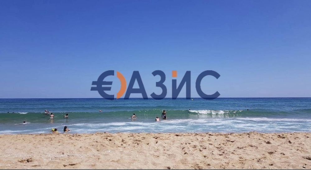 # 33022160 Едноетажна къща 116 кв м и двор 1000кв м в село Равадиново,