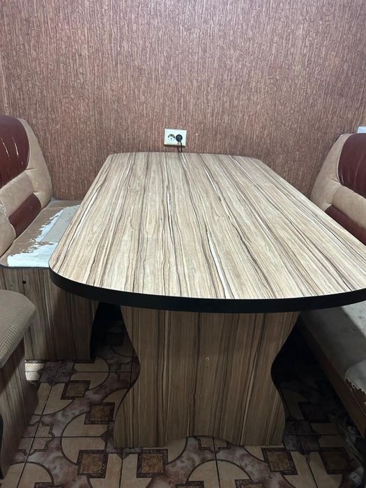 Кухонный  стол 15000тг