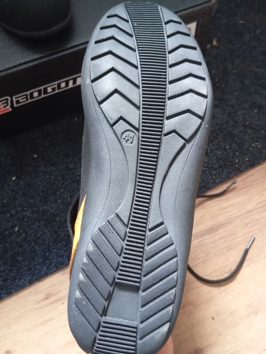 Bocanci Moto Bogotto Mix, mărimea 41, NOI – 400 lei negociabil