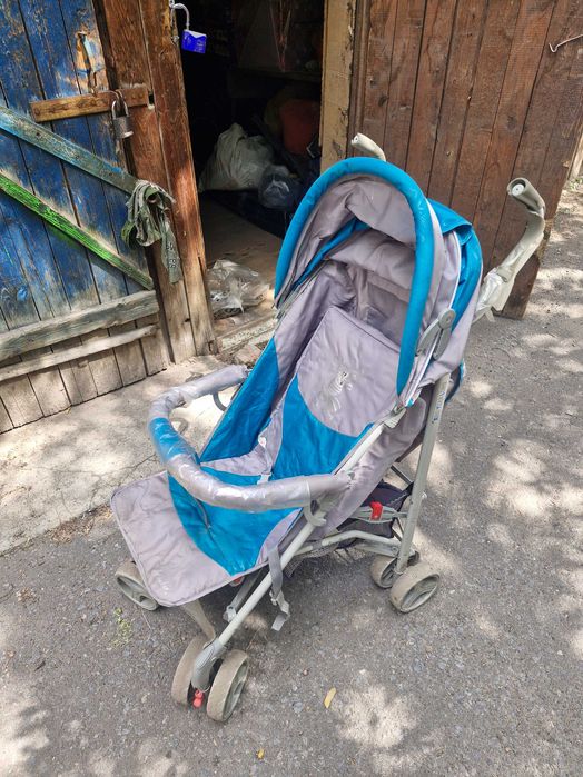 Продам коляску прогулочную б/у