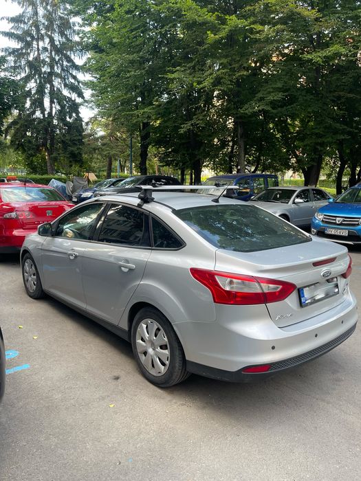 FORD Focus 2011 — imagine 2