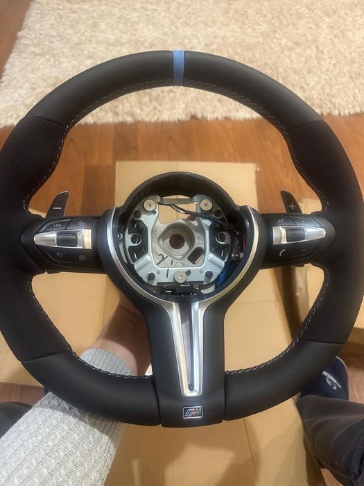 Volan M sport alcantara pentru BMW F30, F31, F34, F20