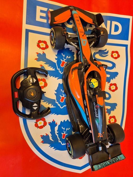 Mașină cu telecomanda