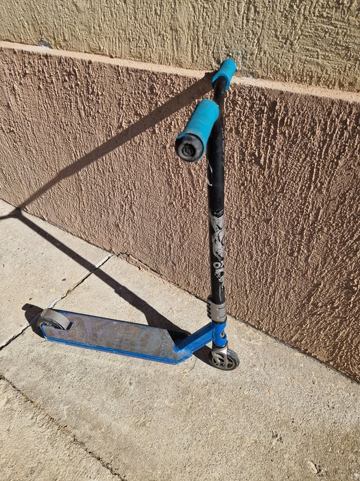 Trotinetă freestyle albastră