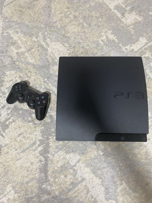 Продаю прошитую Play Station 3 slim