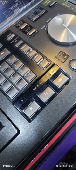 CD проигрыватель Technics SL-P1200B в отличном состоянии.