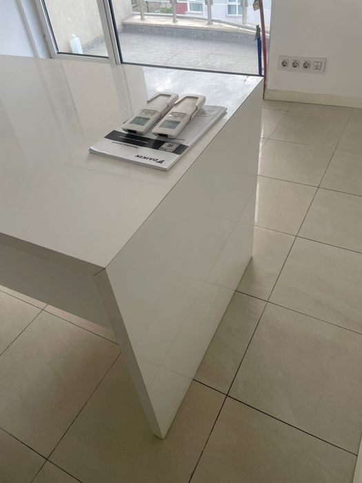 Офис бюро MDF бял лак 180/80