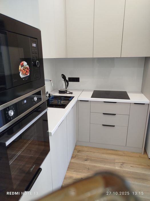 1ком район Кошкарбаева. Новая квартира.