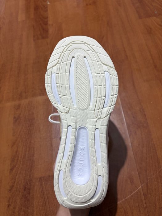Кроссавки Adidas
