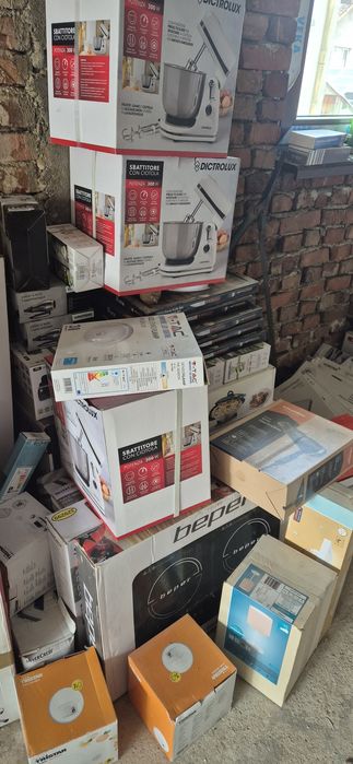 Стоки за бита: ютии, сокоизтизквачки, вентилатори, кантари, сешуари и други.