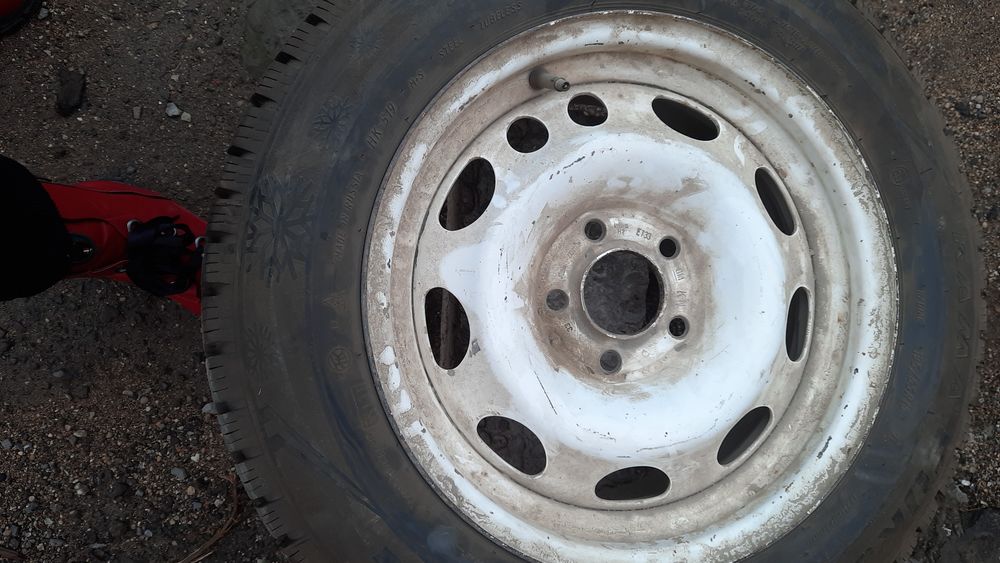 Шины зимние с шипами