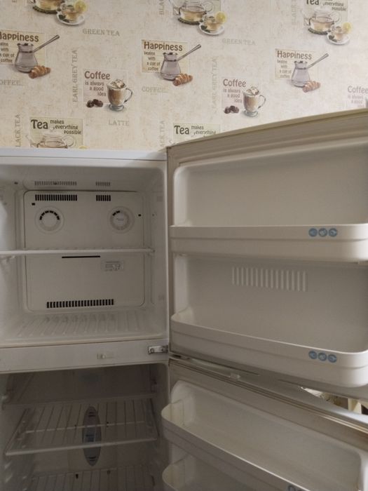 Холодильник рабочий