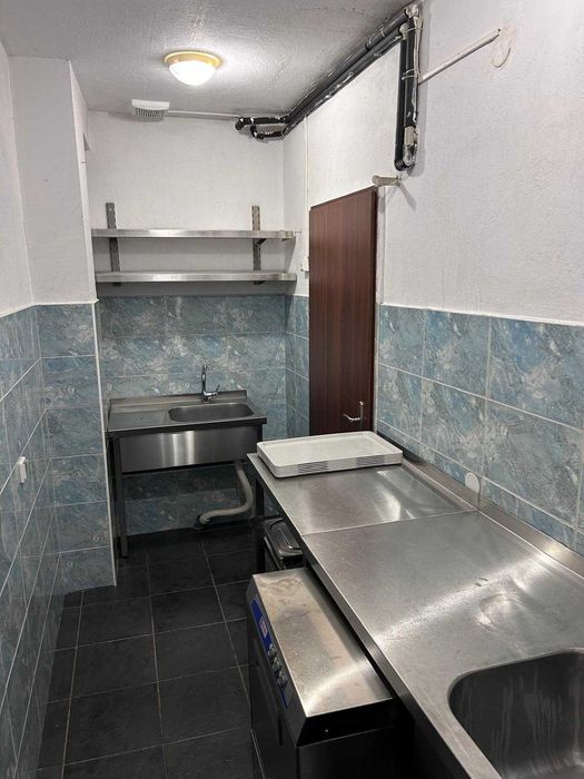 Дава се под наем Заведение в Горна Оряховица - 45 кв.м за 488.58 € - Снимка #3