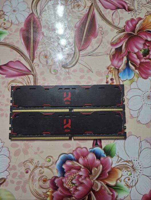 Memorii ram ddr4 16gb