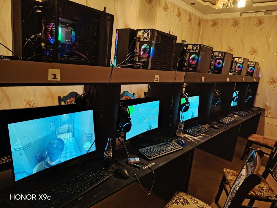 Game club 12ta kompyuter sotiladi