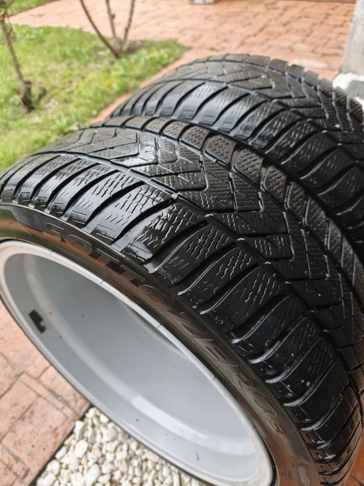 2 Roți / Jante 19" Tesla Model 3 + Anvelope Iarnă Pirelli + Senzori