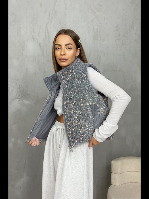 Бляскава визия с модерно дамско яке