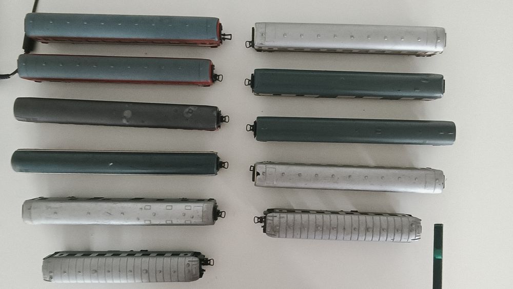 Machete vagoane trenuleț electric