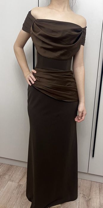 Вечернее платье