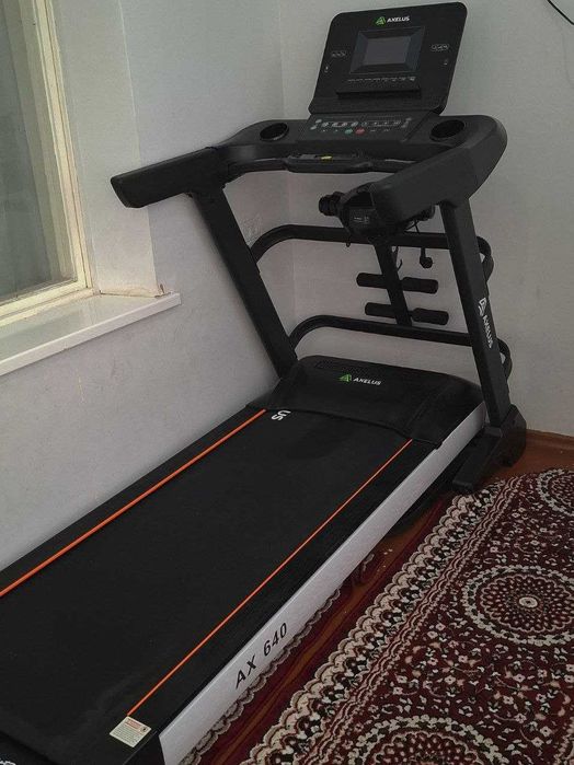 Беговой дорожка сотилади Axelus 640