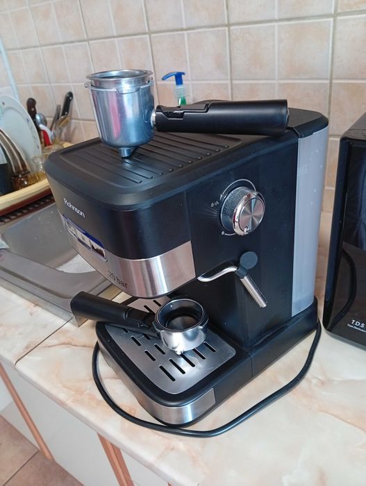 Vând expresor Rohnson Bucuresti Sectorul 6 • OLX.ro