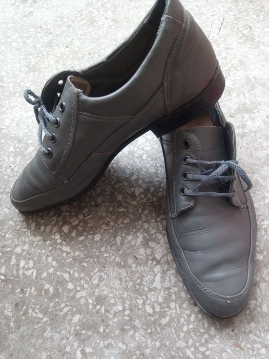 Кожени мъжки обувки от социализма