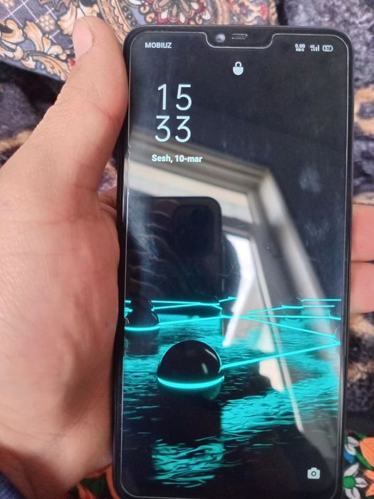 Infinks L901 xolati yangi
