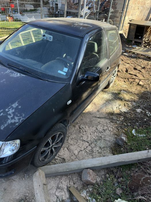 Продавам Volkswagen Polo – ударен / за ремонт или части