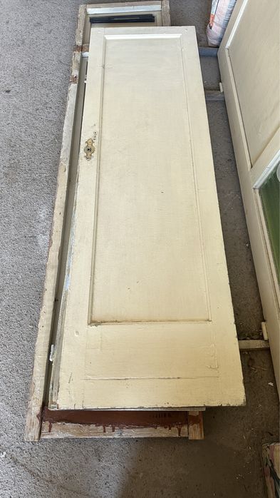 Деревянные двери