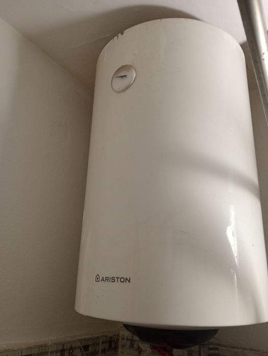 Boiler electric Ariston SG 80 R, 80 L, 1500 W – stare bună