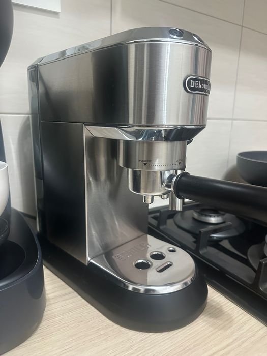Vand  Espressor manual De'Longhi