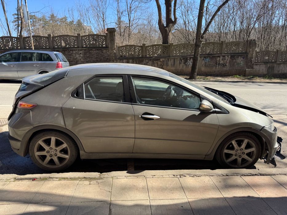 Honda Civic 8 Gen 2006 2.2 на части