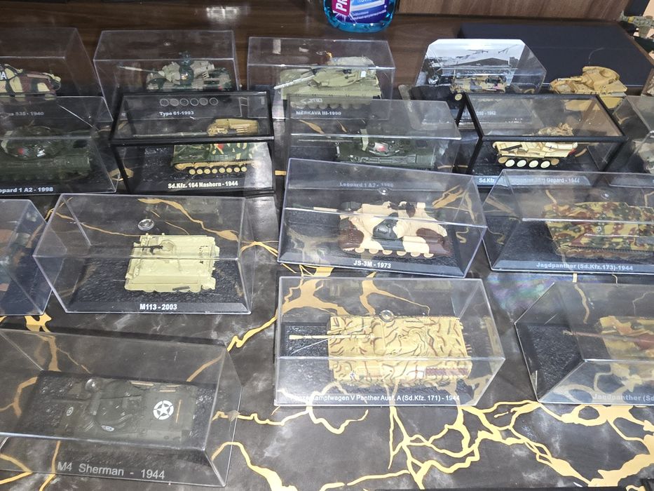 Machete militare!