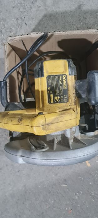 Дисковая пила DeWalt