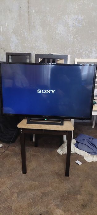 Продам телевизор