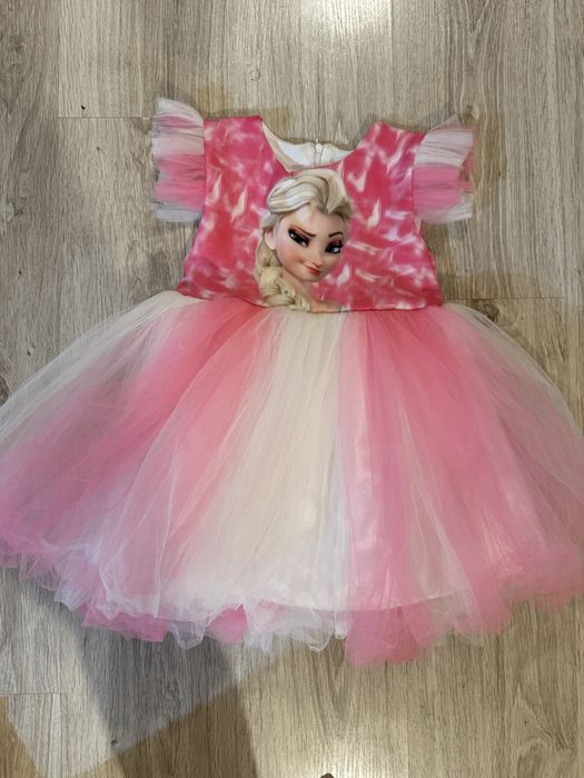 Детски рокли с елза, елен