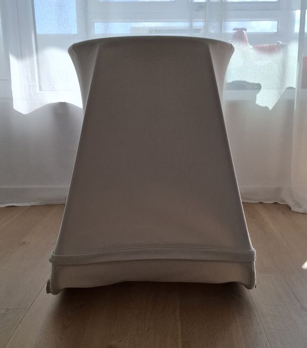 Бебешки кош и шезлонг Stokke