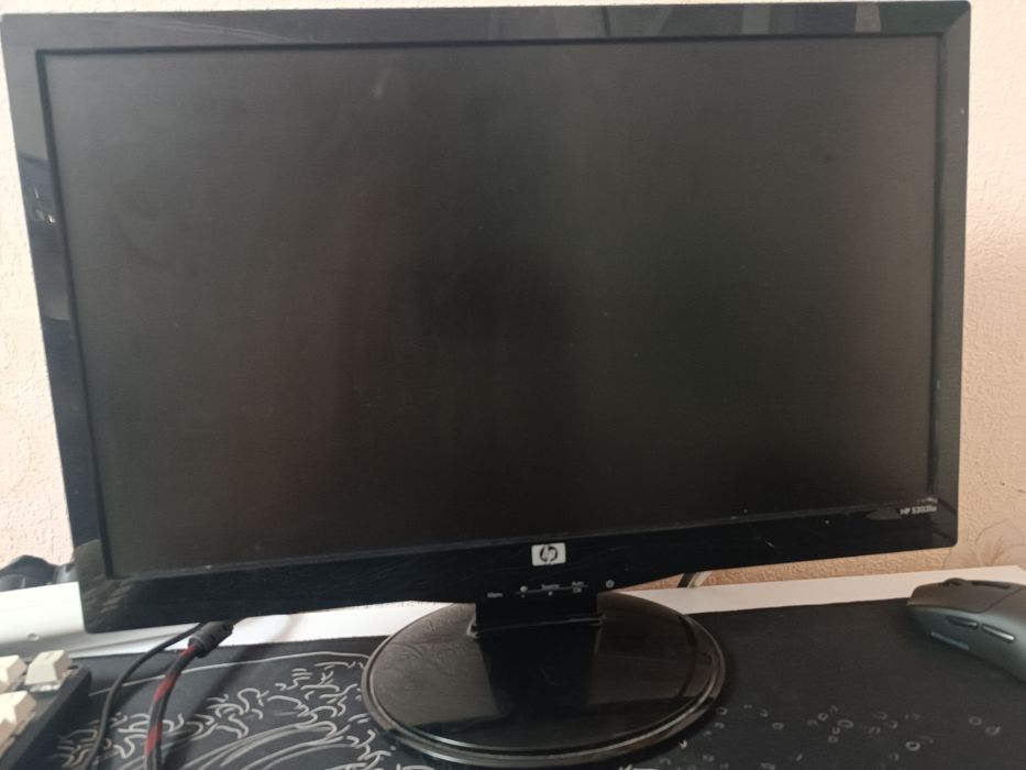 Монитор HP 20" 60 гц