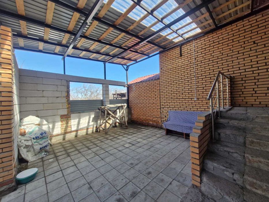 Продажа 3-этажного дома