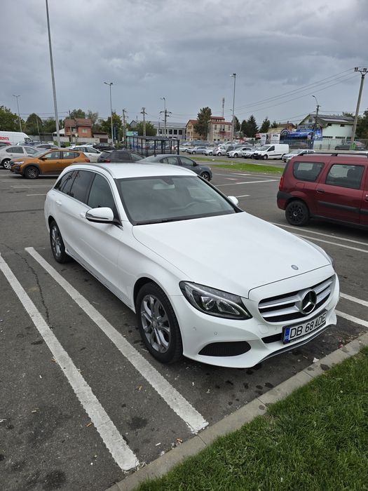 Mercedes C250d 4Matic (4x4) 204CP, Carte Service, 7G-Tronic, Km reali
