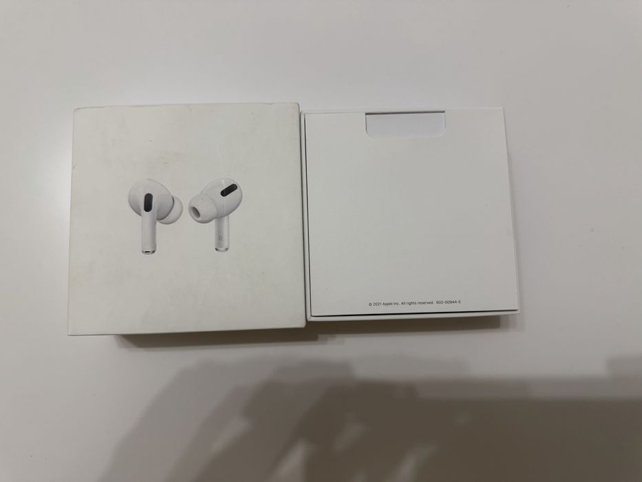 Air pods Pro слушалки