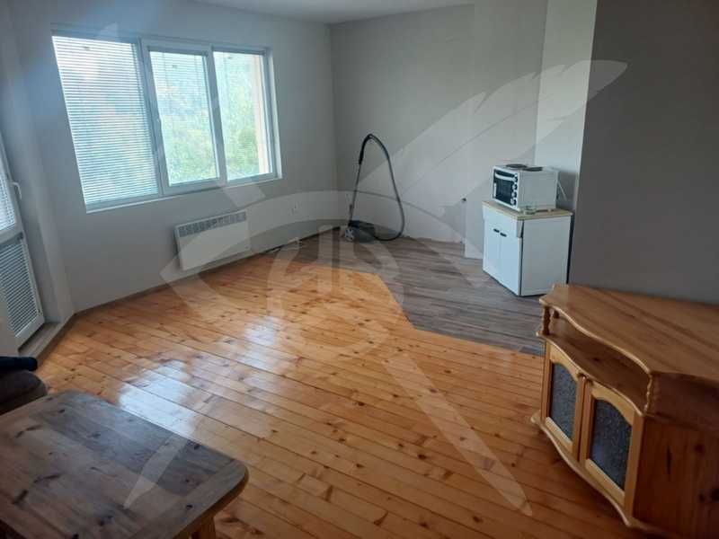 Продава се Двустаен апартамент в Варна, Левски - 64 кв.м за 2429 €/кв.м - Снимка #3