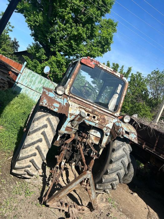 Трактор MTZ 80 в комлекте